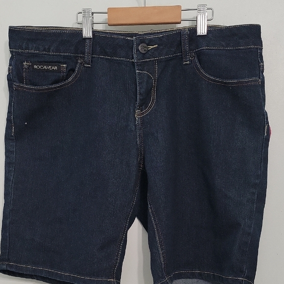 Rocawear Vintage Women's Dark Denim Shorts with Red Detailing Size 15 - Picture 5 of 11